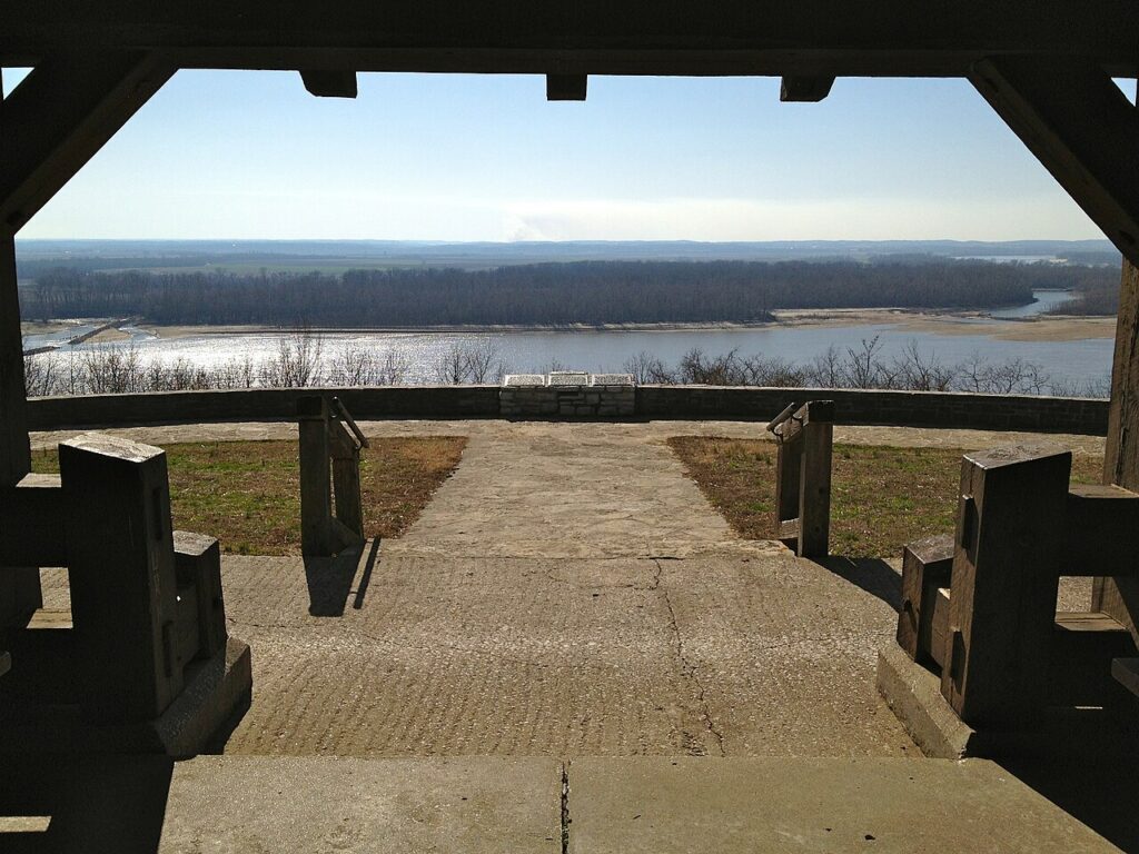 Fort Kaskaskia overlooking the Mississippi River