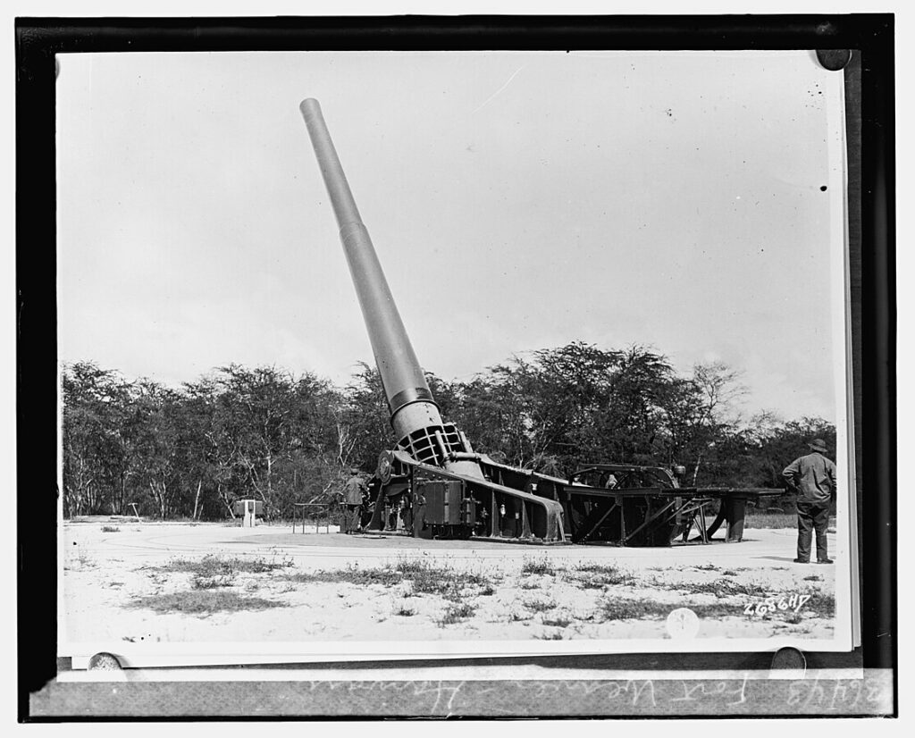 Gun at Fort Weaver, Hawaii