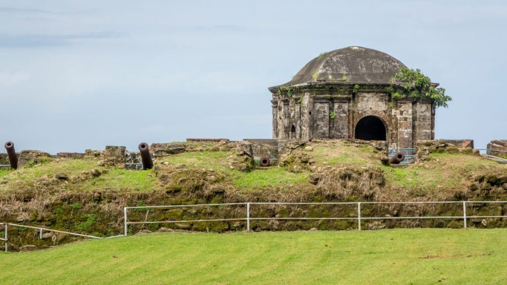 Old building and cannons at Fort Lorenzo