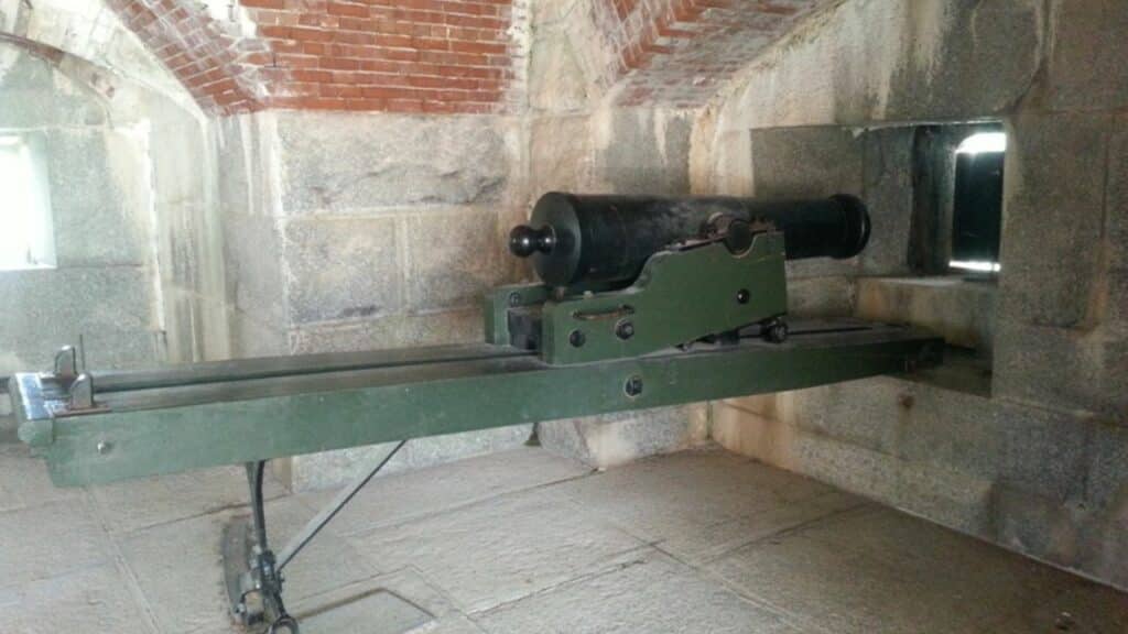 24 pound flank howitzer